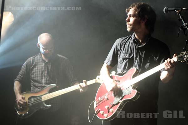 THE NATIONAL - 2013-06-24 - PARIS - Point Ephemere - Aaron Brooking Dessner - Scott Devendorf